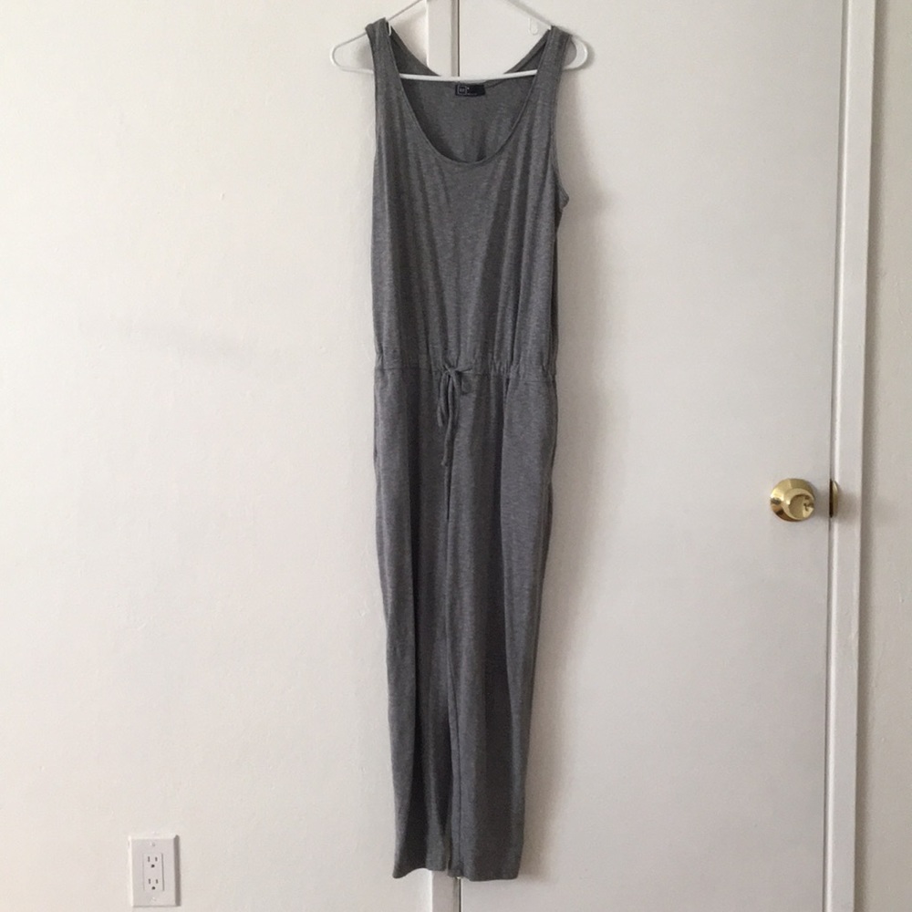 GAp sleeveless jumpsuit